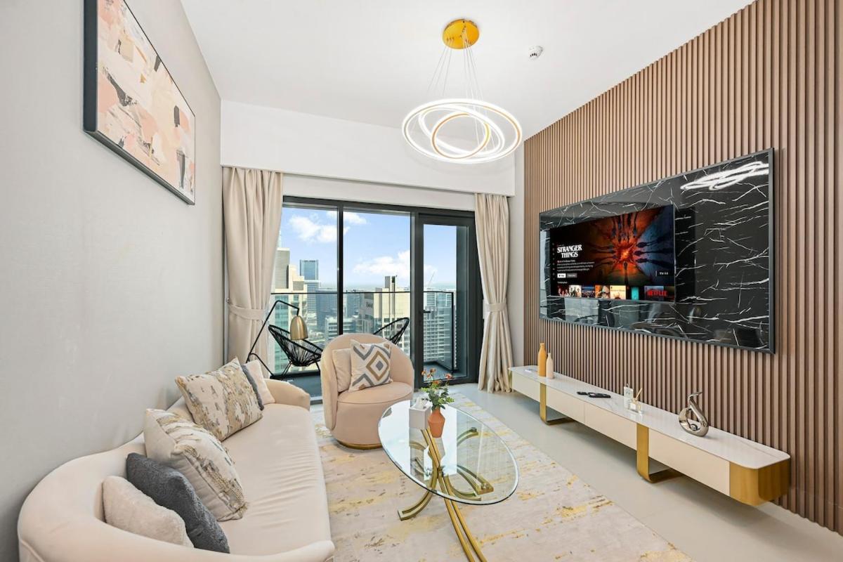 5 Mins From Mall A Downtown Dream 1br * Dubai