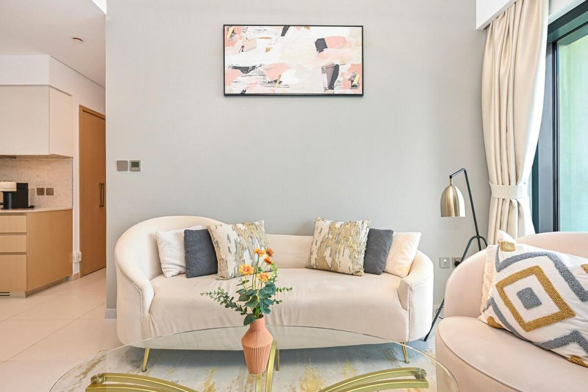 5 Mins From Mall A Downtown Dream 1br * Dubai
